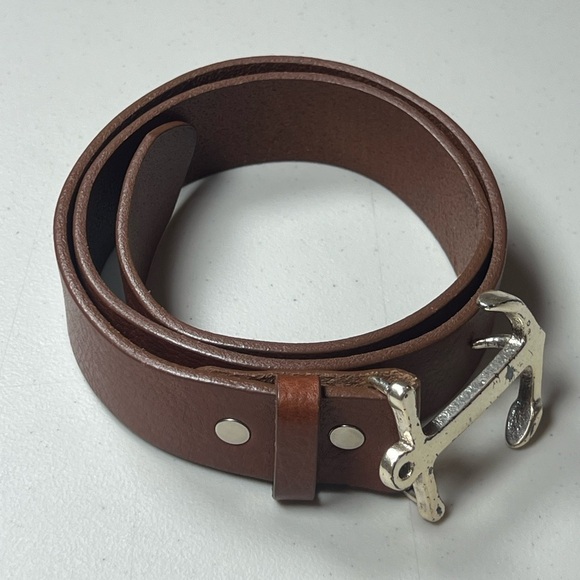 Vineyard Vines Size 30 Classic Brown Boat Anchor Clasp Buckle Belt - Picture 8 of 11